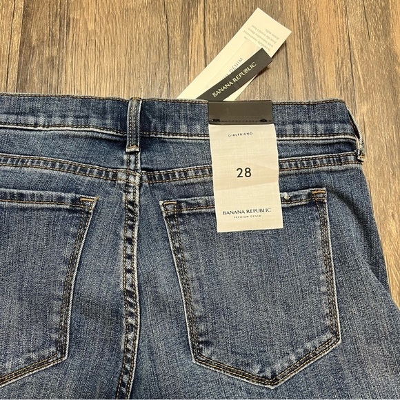 NWT Banana Republic Denim Girlfriend Mid Rise Jean Rolled Hem Size 28 - Picture 10 of 13